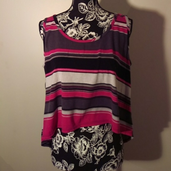 👕High-lo Women's Tank Top - Picture 1 of 6